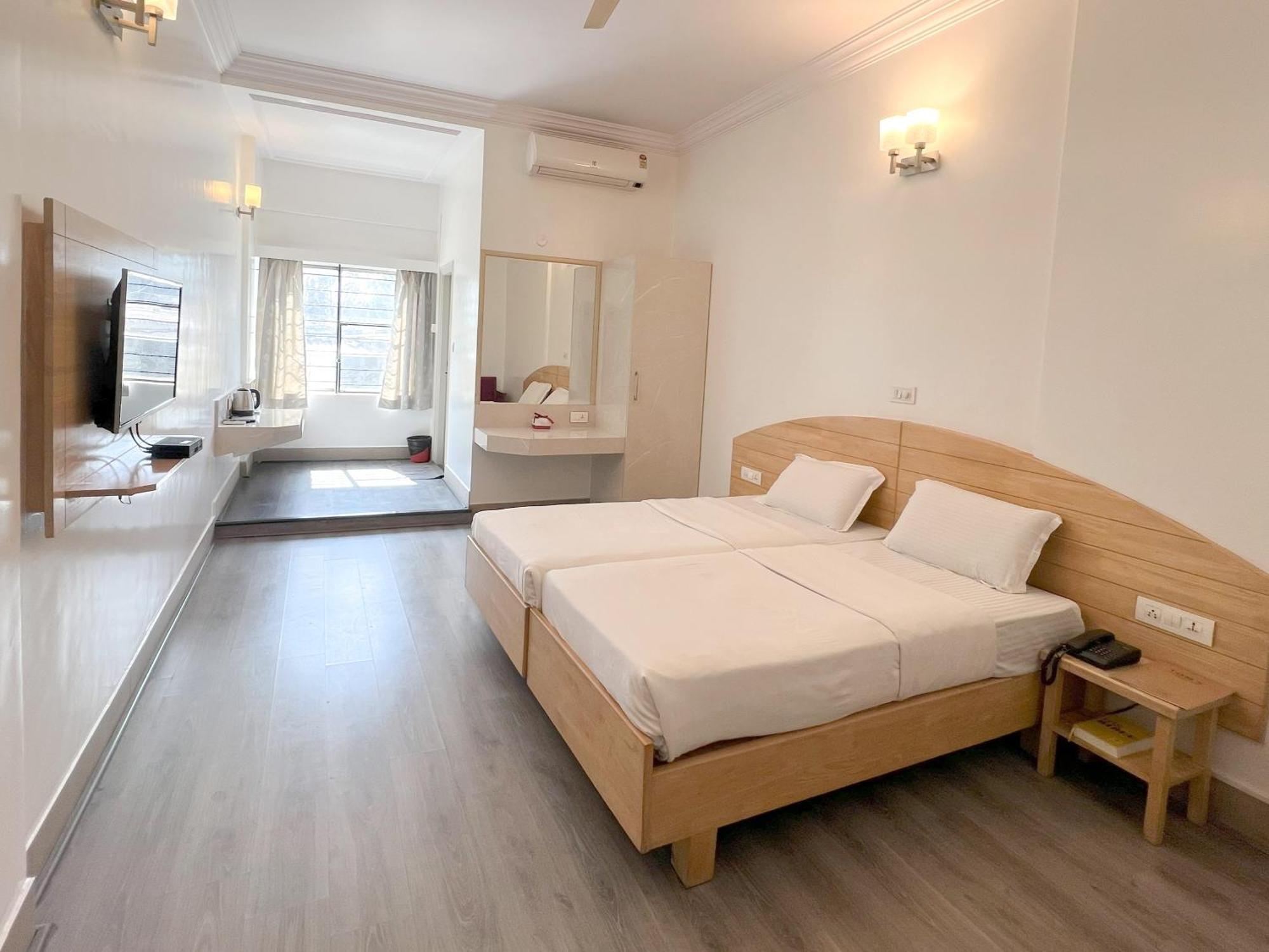 Hotel Vellara Μπανγκαλόρ Εξωτερικό φωτογραφία